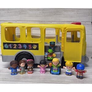 Little People Big Yellow School Bus Toddler Musical Learning Toy with 9 Figures